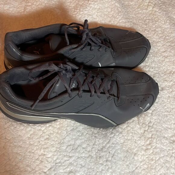 Puma men’s sneakers size 12 - Picture 2 of 10